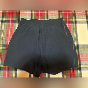 Men’s lululemon Pace Breaker Utility reflective 7 inch LL short